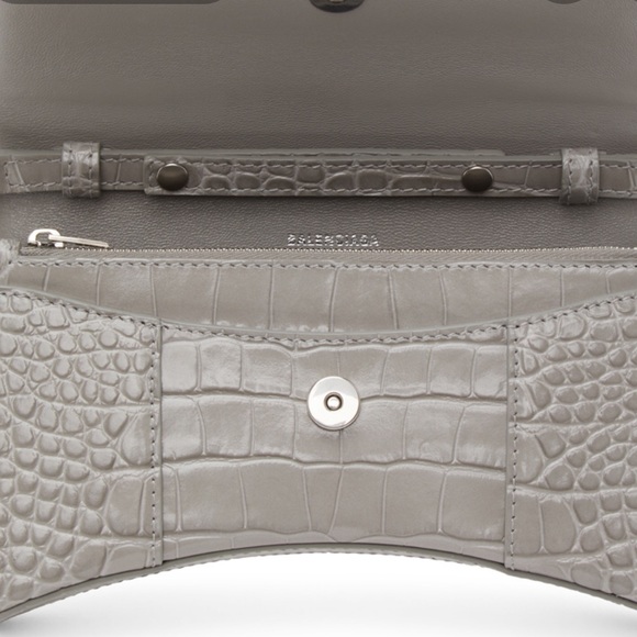 Balenciega purse - Picture 5 of 13